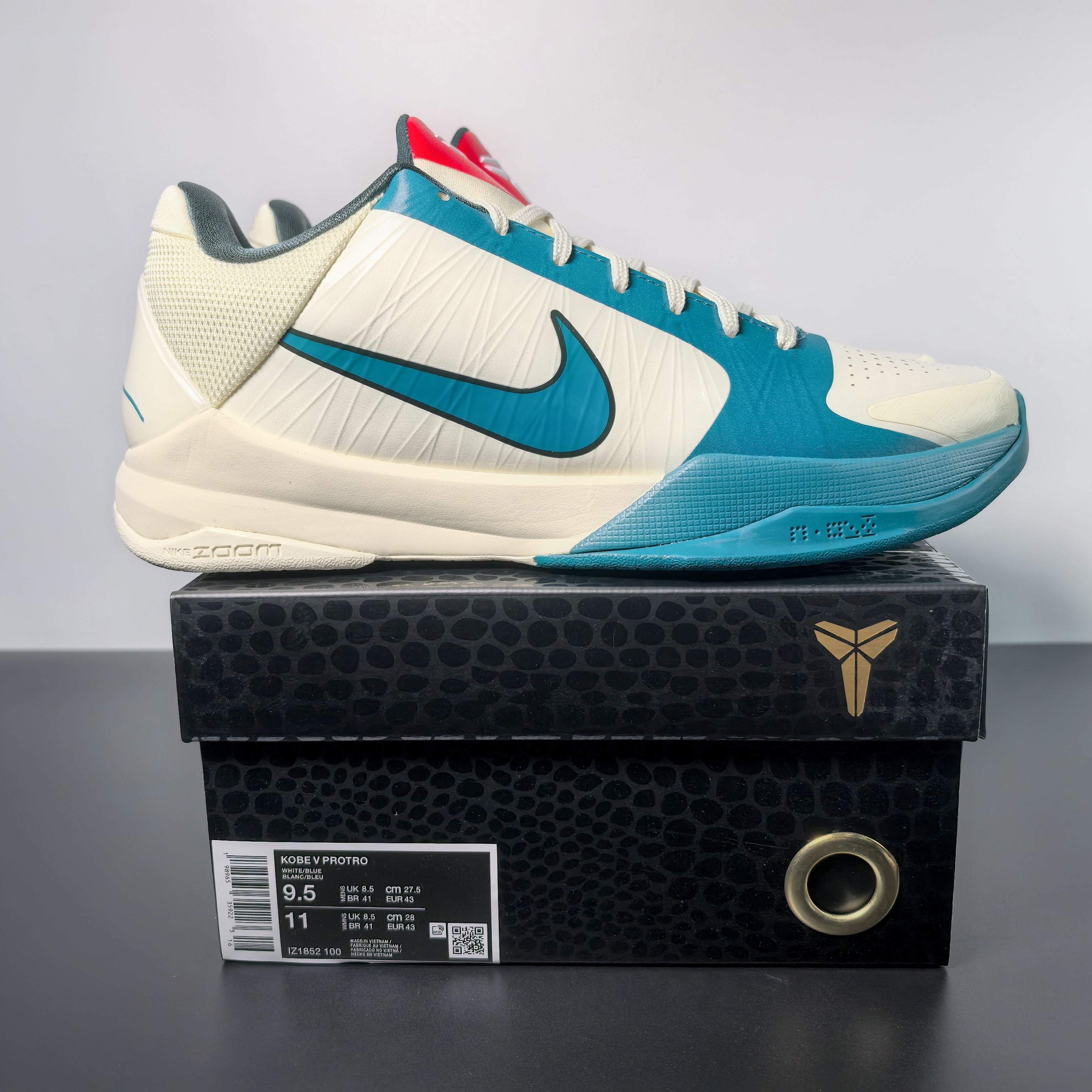 Caitlin Clark x Kobe 5 Protro -Coconut Milk-