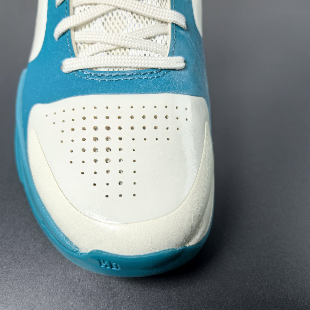 Caitlin Clark x Kobe 5 Protro -Coconut Milk-