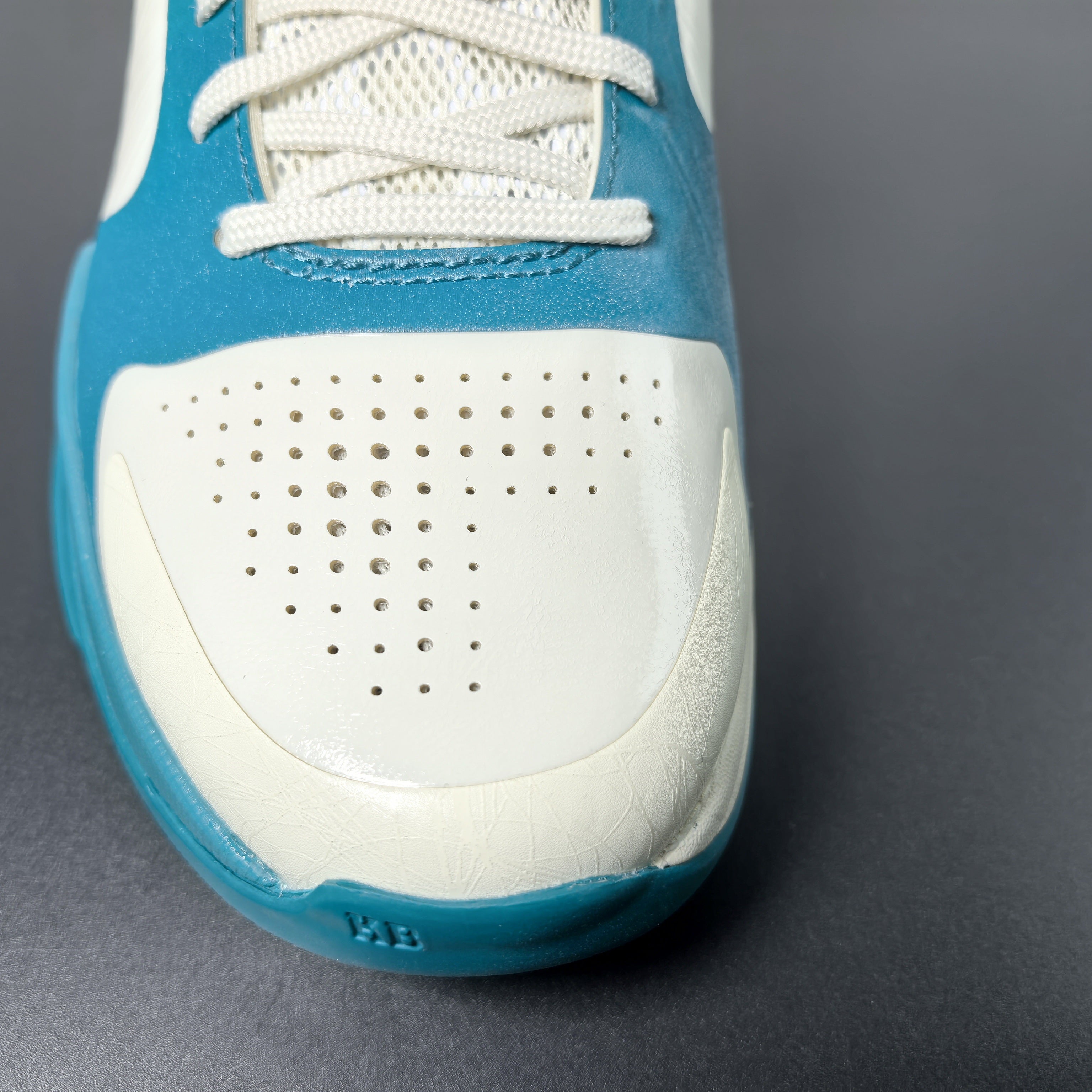 Caitlin Clark x Kobe 5 Protro -Coconut Milk-