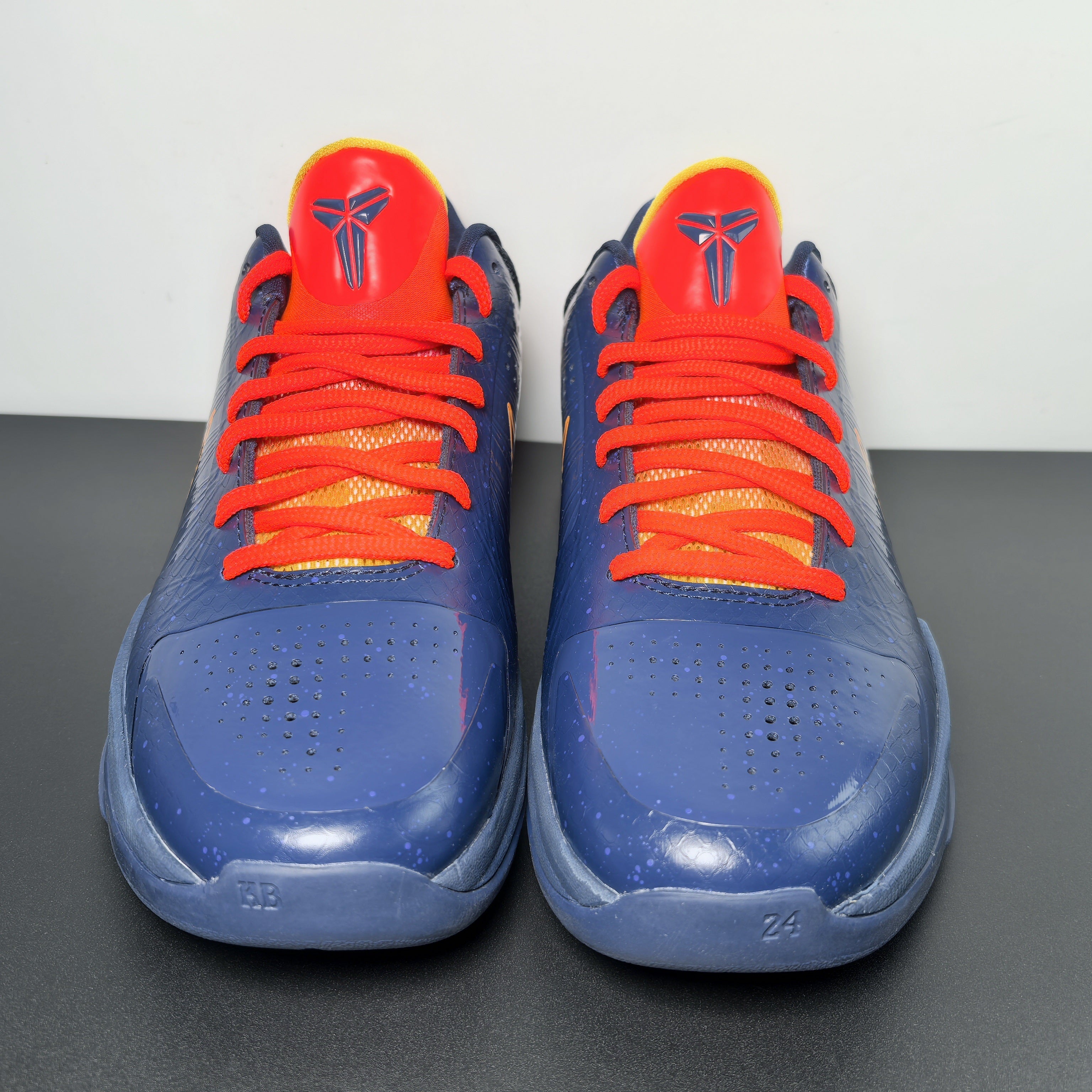 Caitlin Clark x Nike Kobe 5 Protro “Indiana Fever”