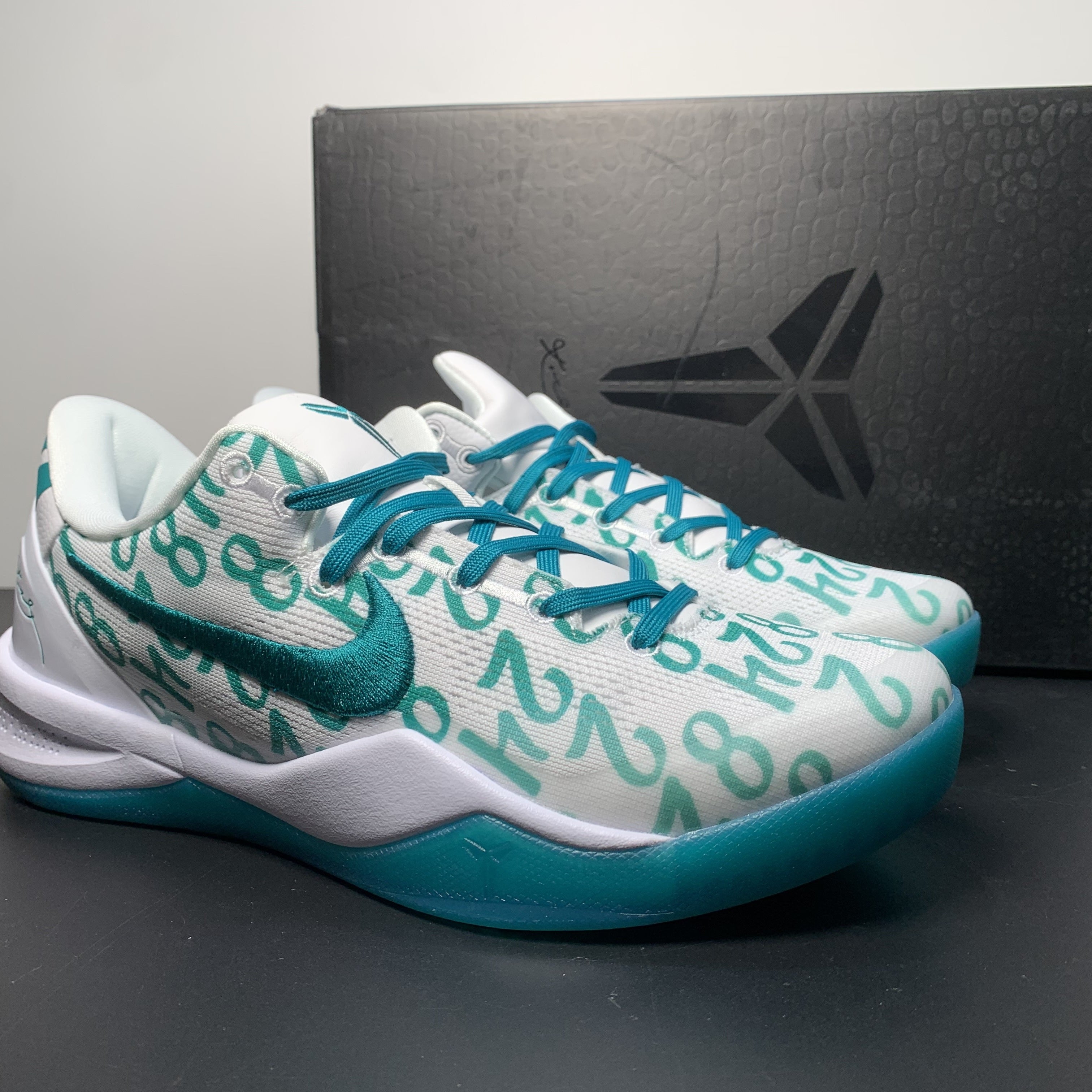 Nike Kobe 8 Protro ”Radiant Emerald“