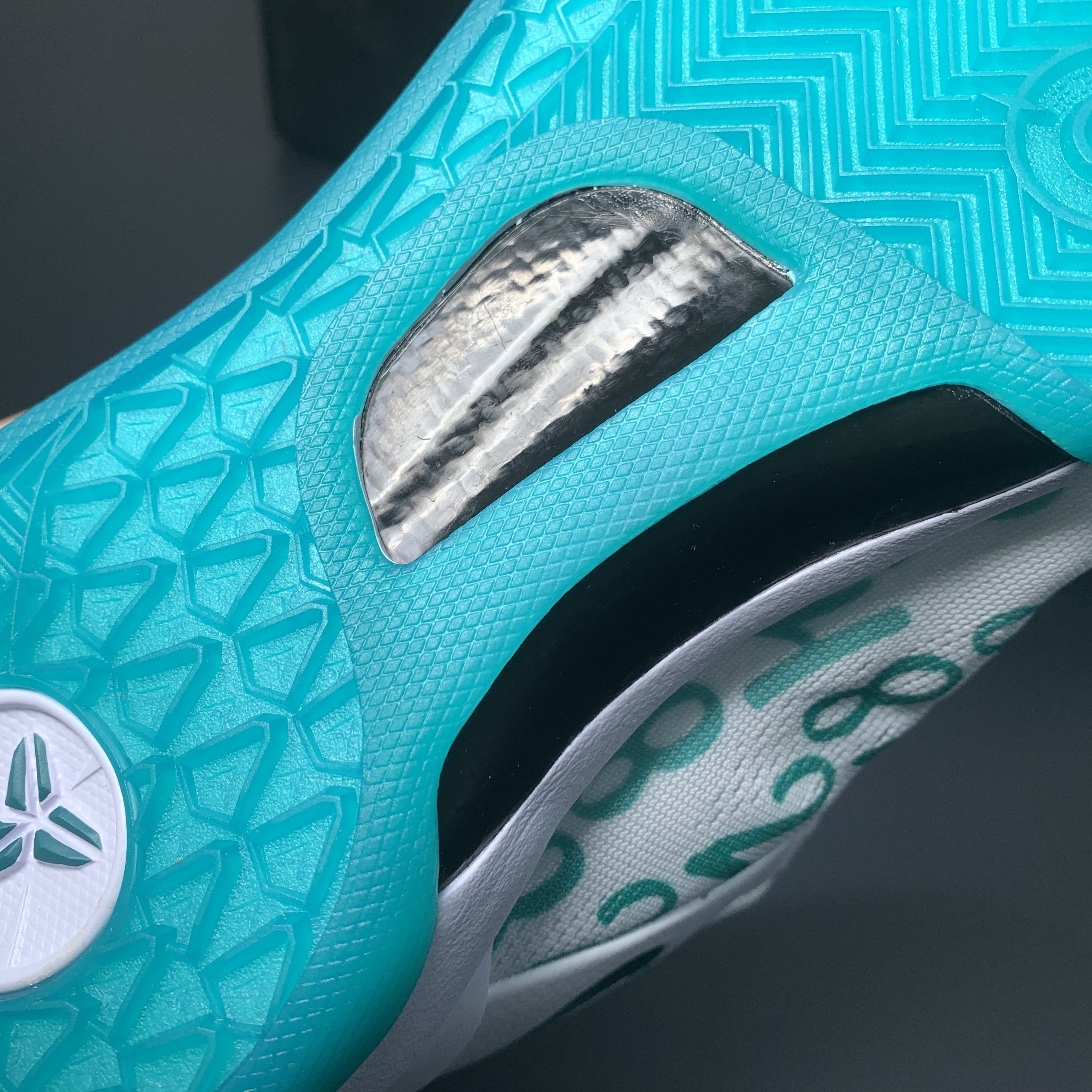 Nike Kobe 8 Protro ”Radiant Emerald“