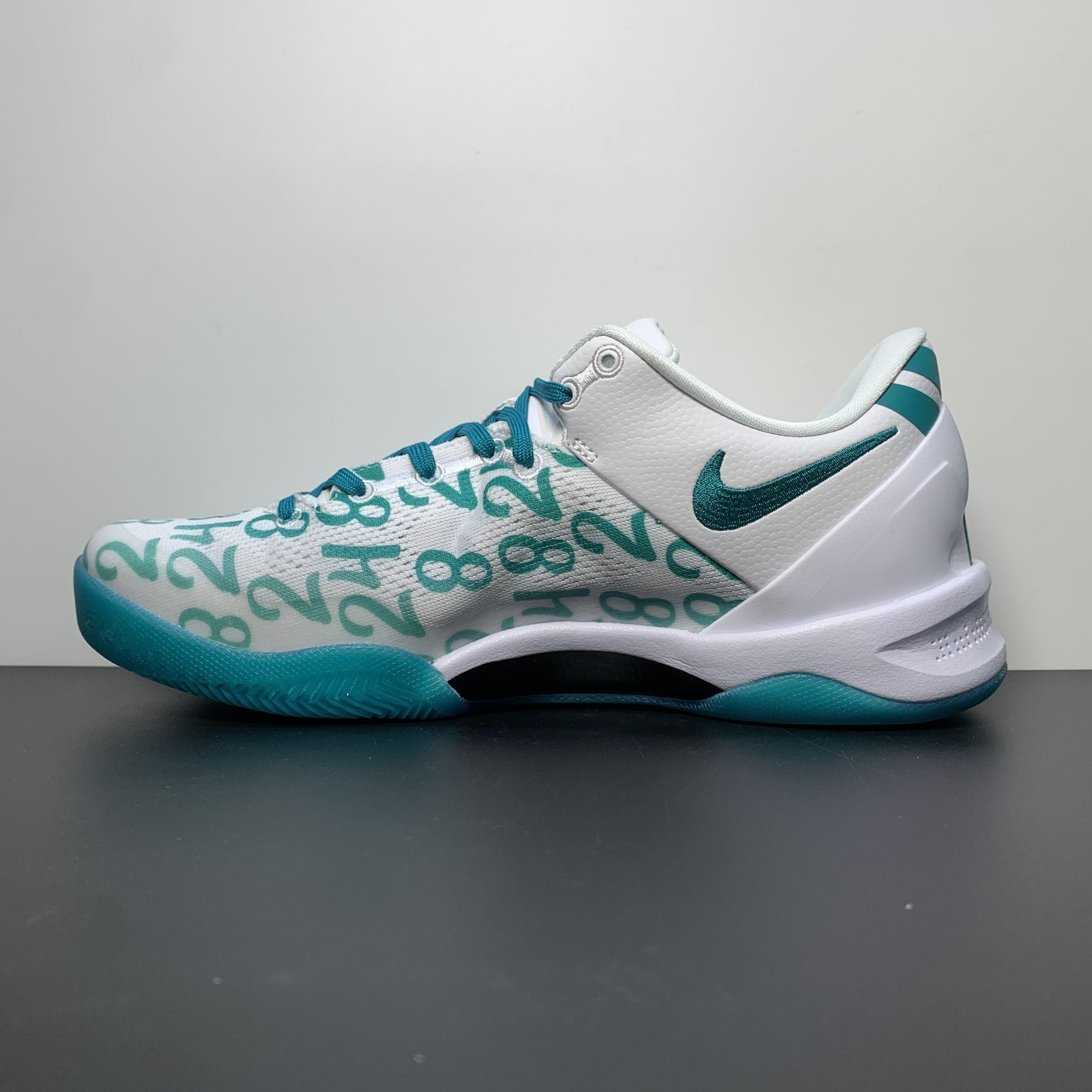 Nike Kobe 8 Protro ”Radiant Emerald“
