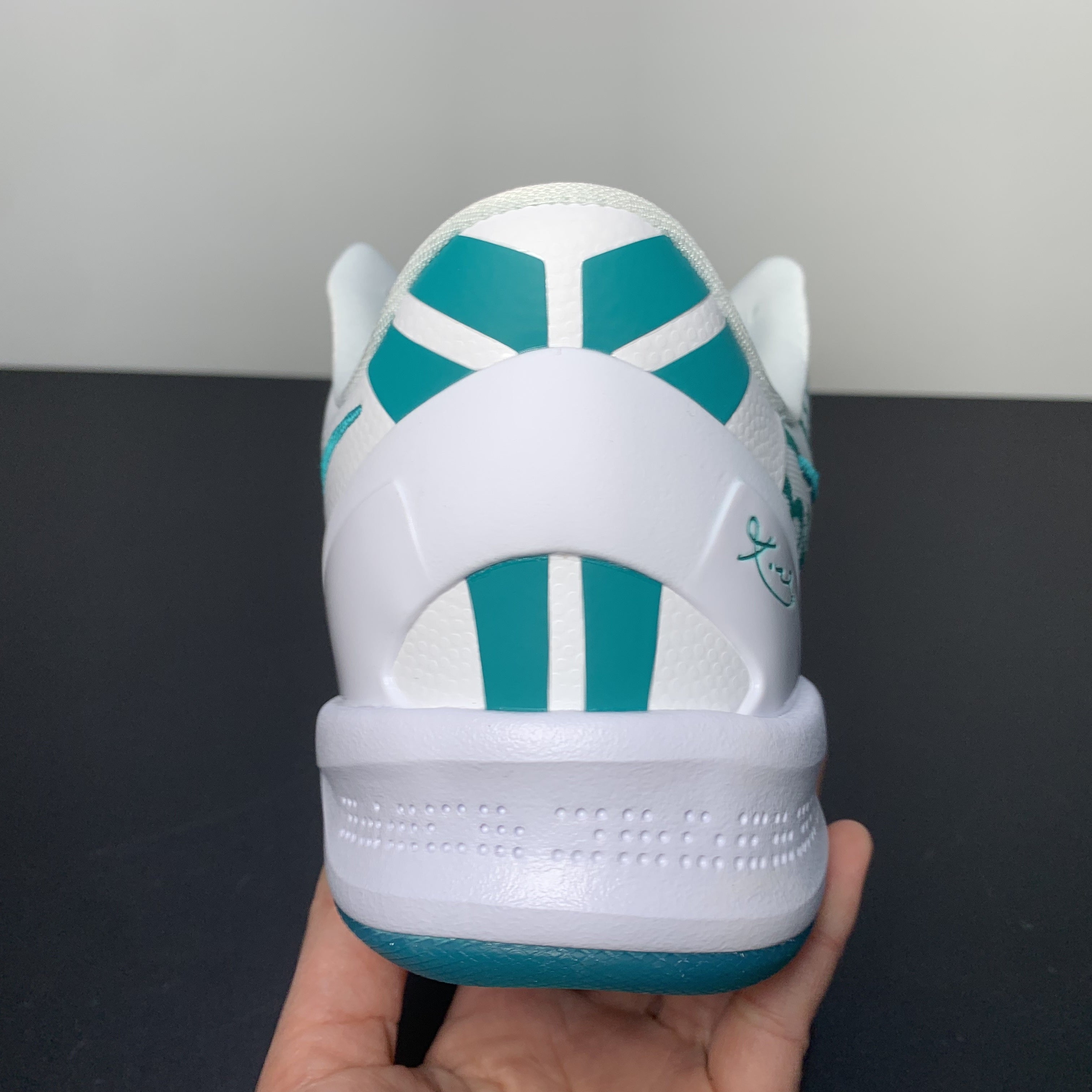 Nike Kobe 8 Protro ”Radiant Emerald“