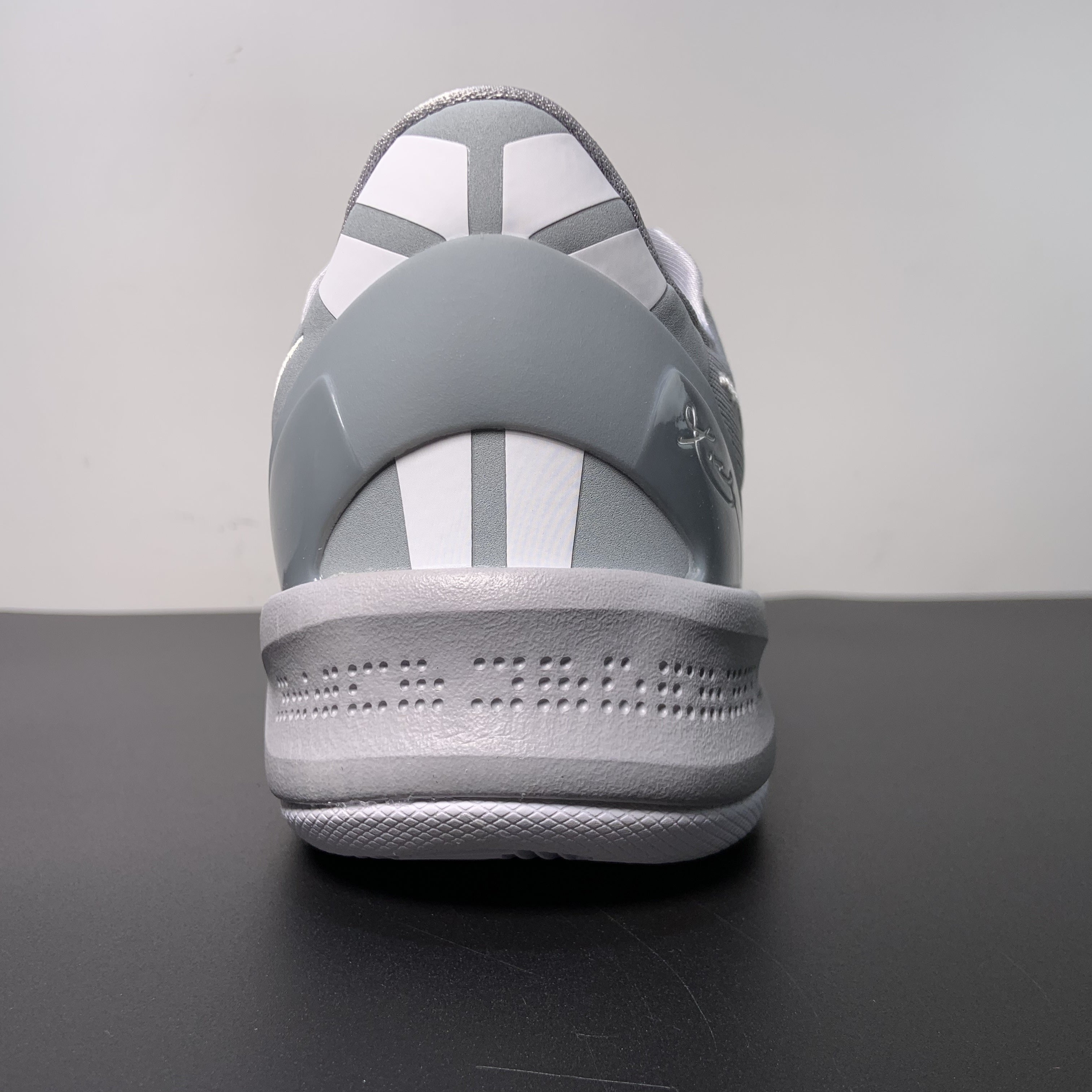 Nike Kobe 8 Protro Wolf Grey