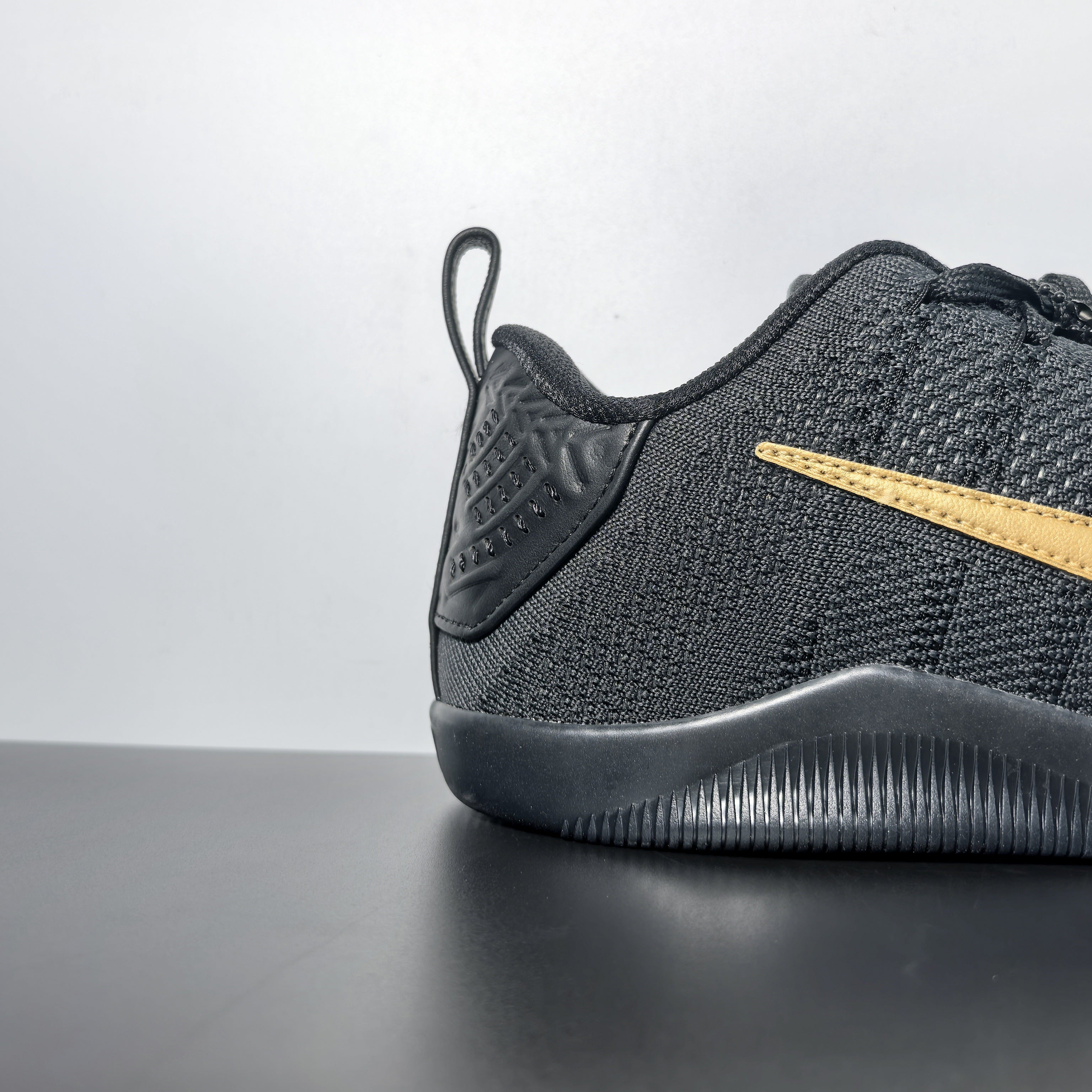 Nike Kobe 11 Elite Protro “Fade To Black”