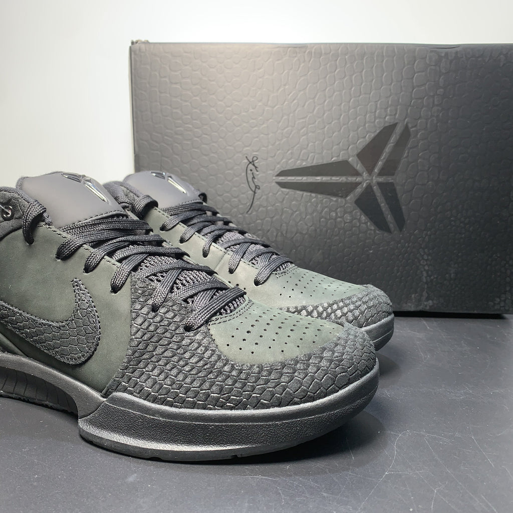 NK ZOOM KOBE 4 Protro ”Black Mamba“