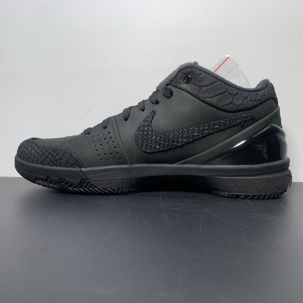 NK ZOOM KOBE 4 Protro ”Black Mamba“