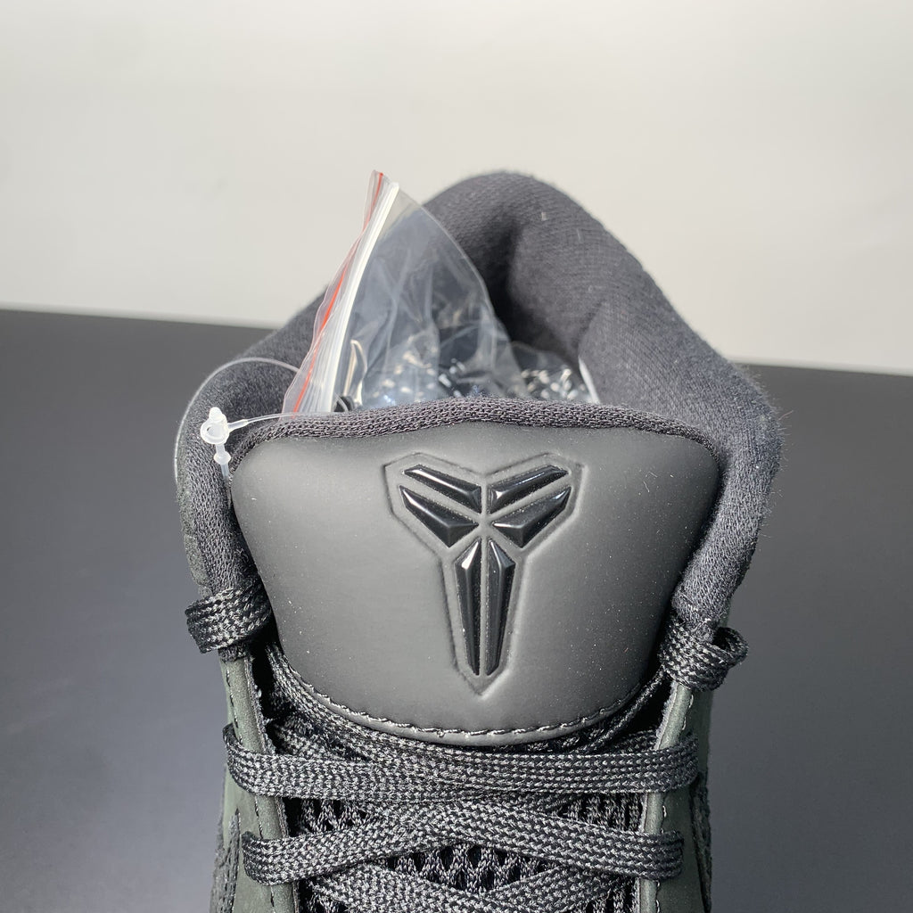 NK ZOOM KOBE 4 Protro ”Black Mamba“
