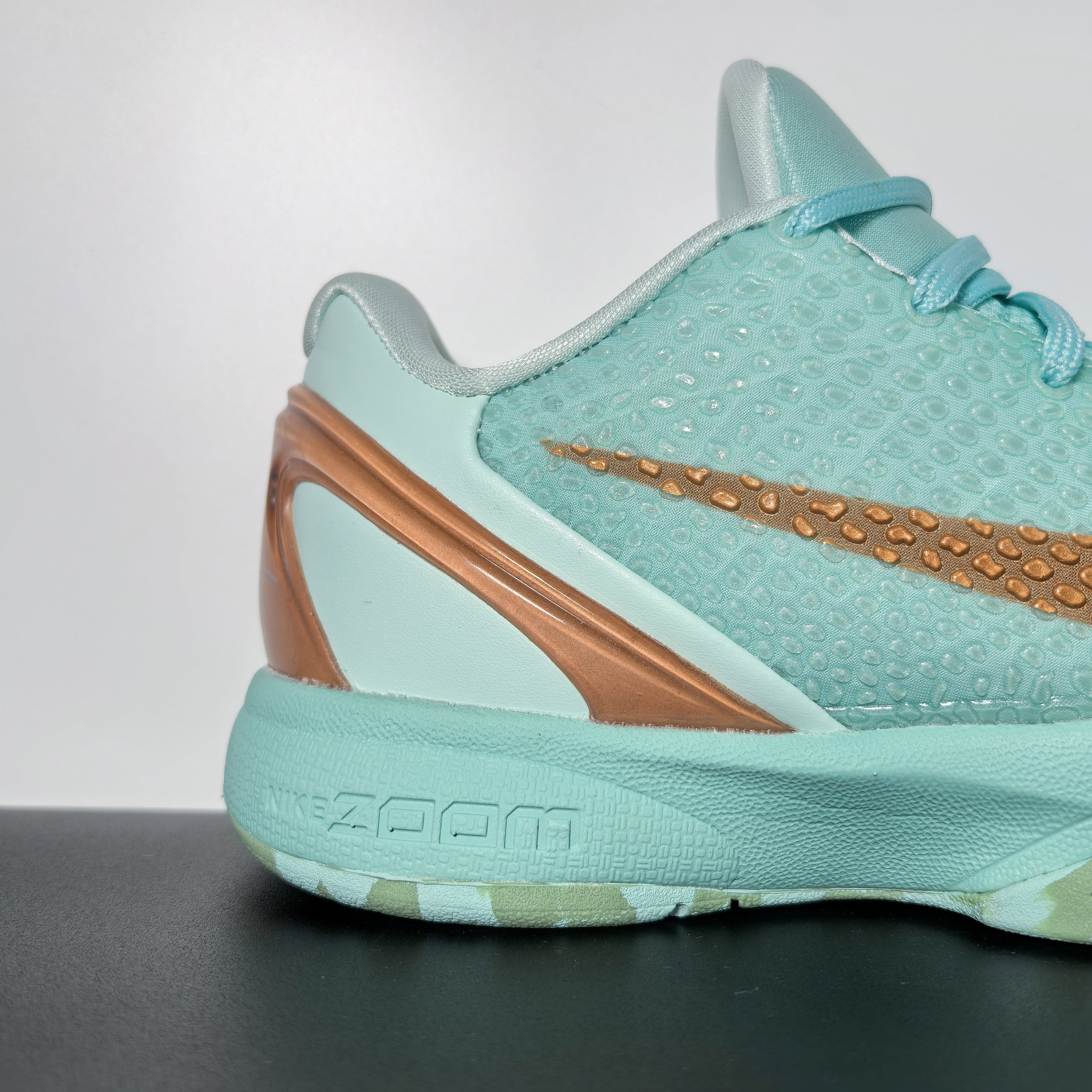 NK Zoom Kobe 6 Protro 