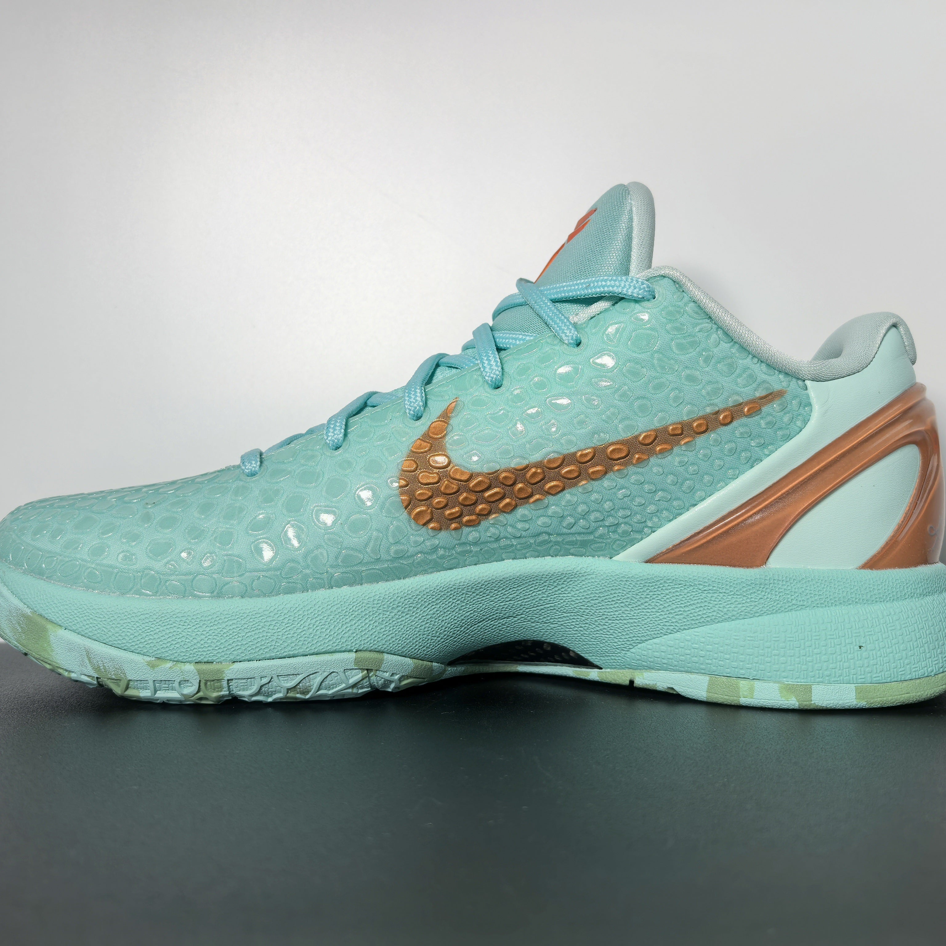 NK Zoom Kobe 6 Protro 