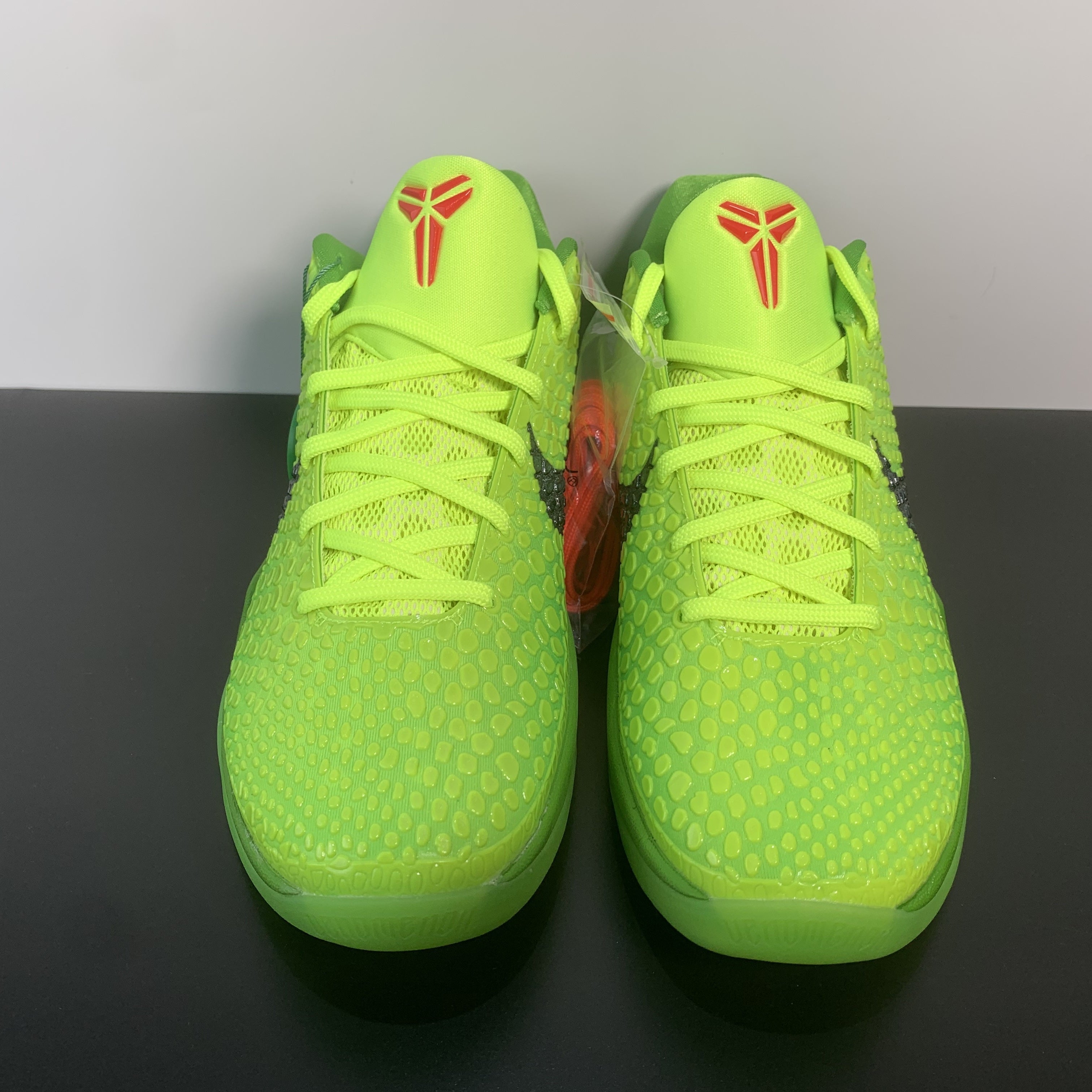 NK ZOOM KOBE 6 