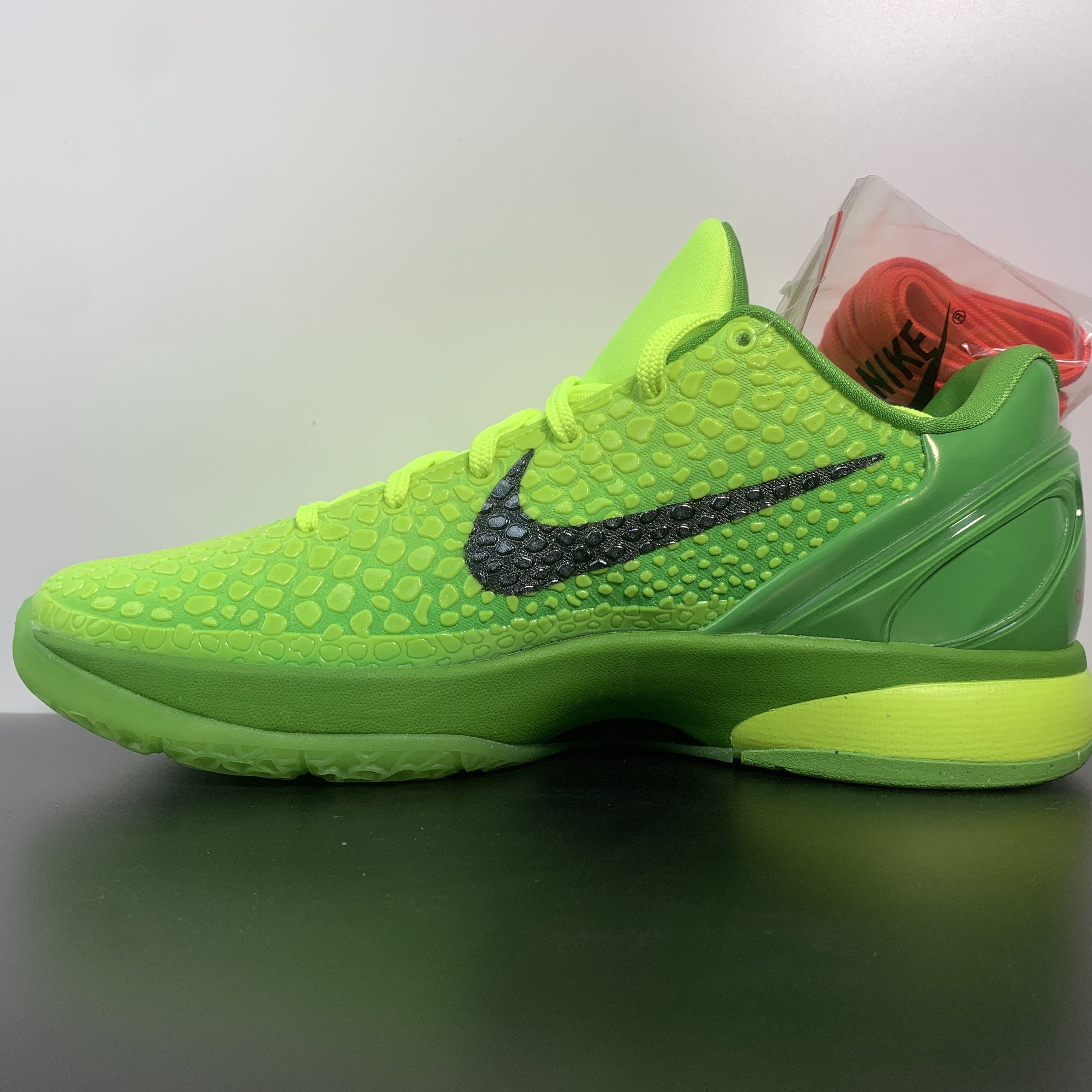 NK ZOOM KOBE 6 
