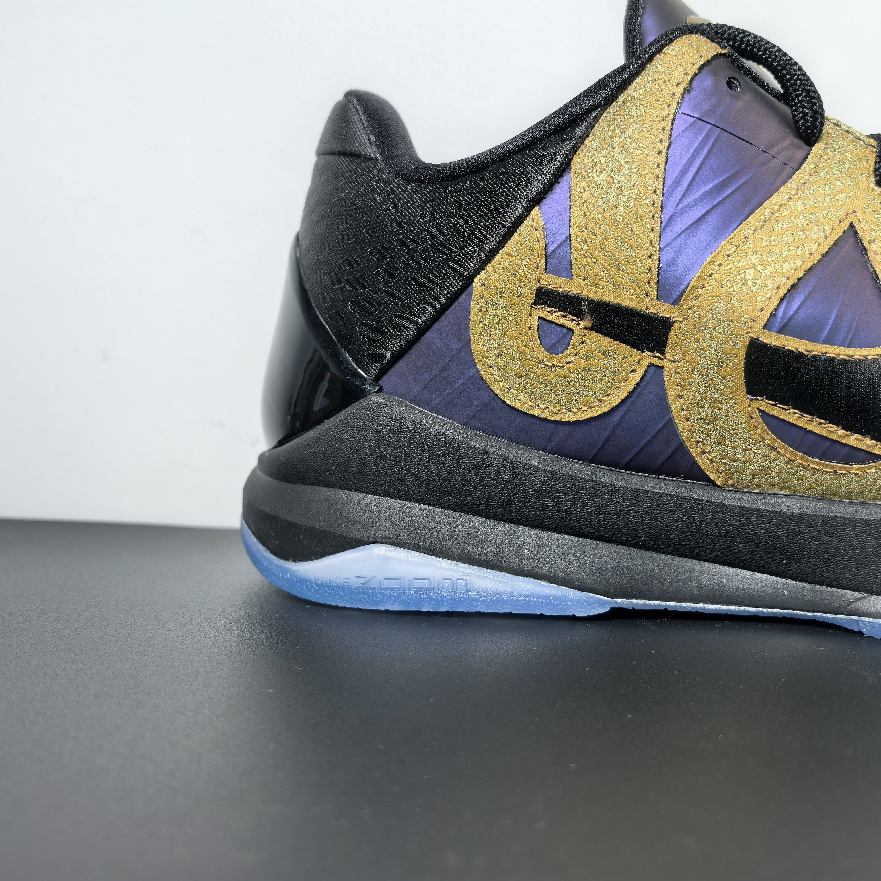 NK Zoom Kobe ZK5