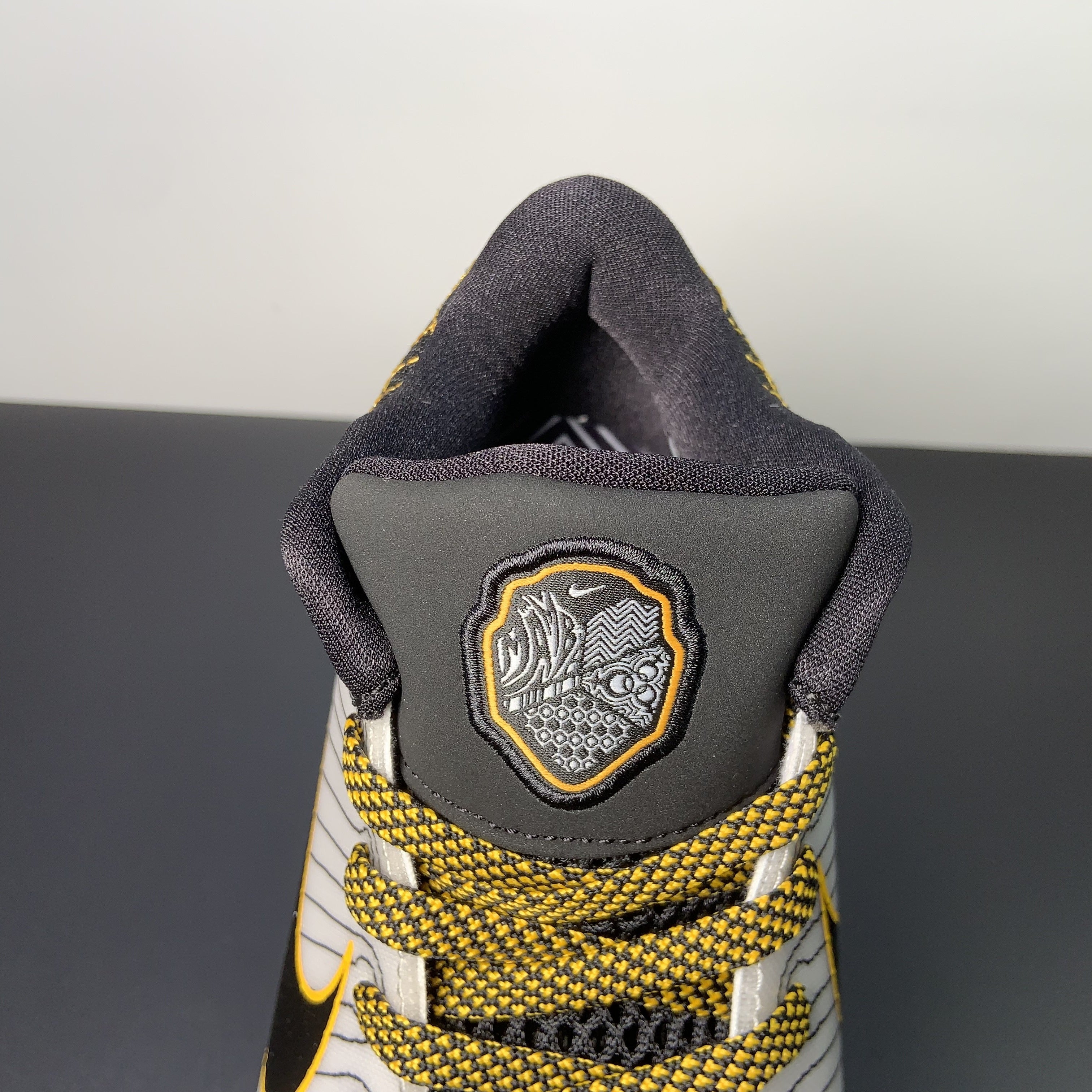 Nike Zoom Kobe 4Protro “Del Sol”