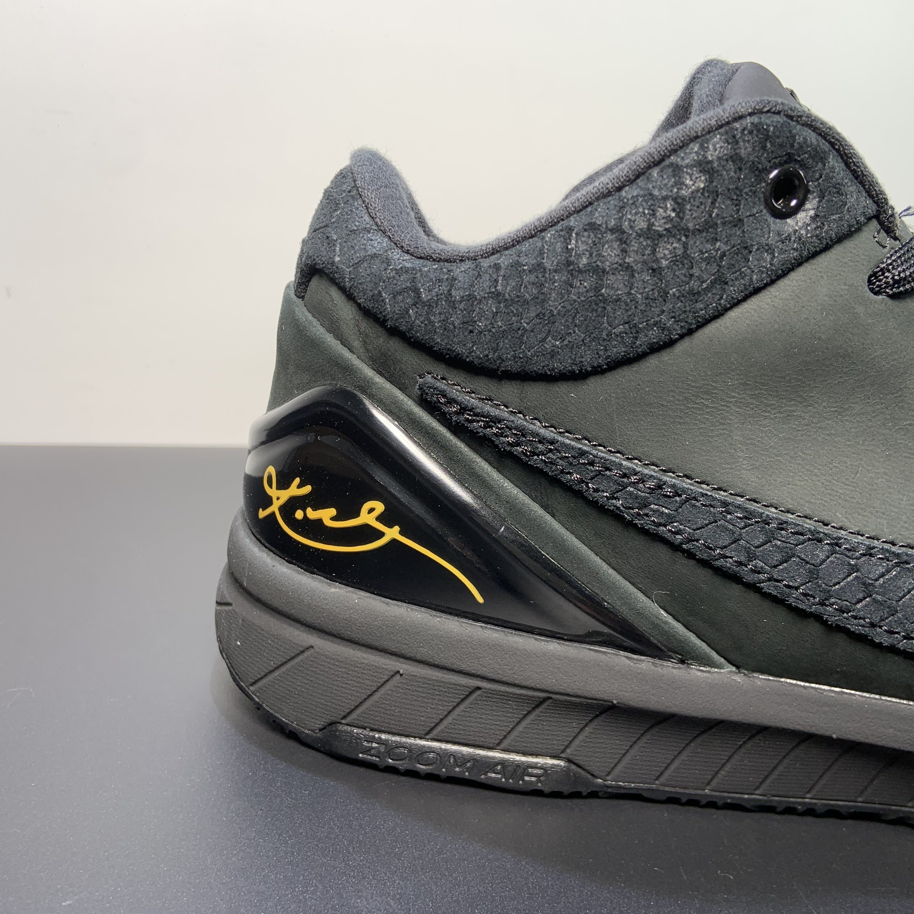 Nike Kobe 4 Protro “Black Mamba”
