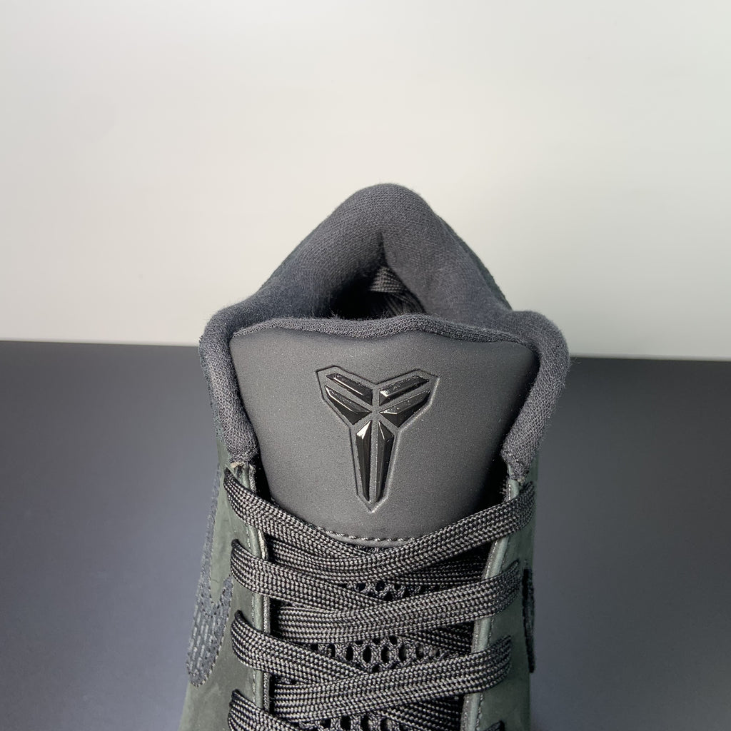 Nike Kobe 4 Protro “Black Mamba”