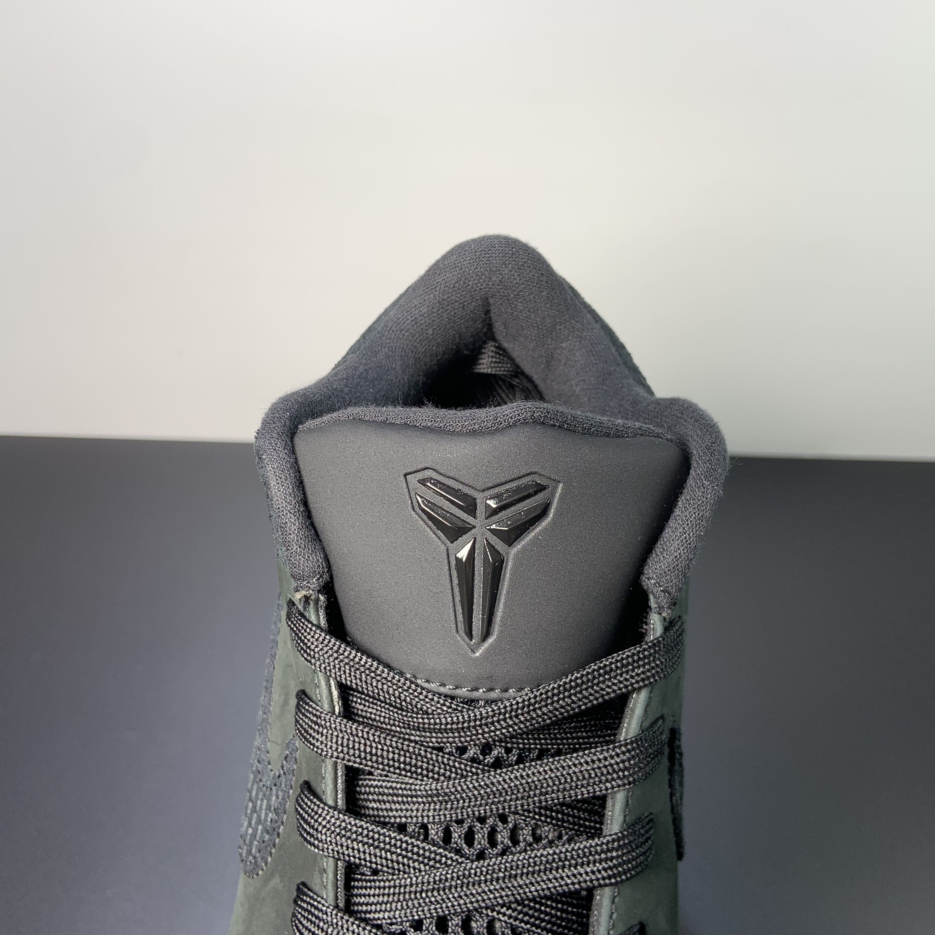 Nike Kobe 4 Protro “Black Mamba”