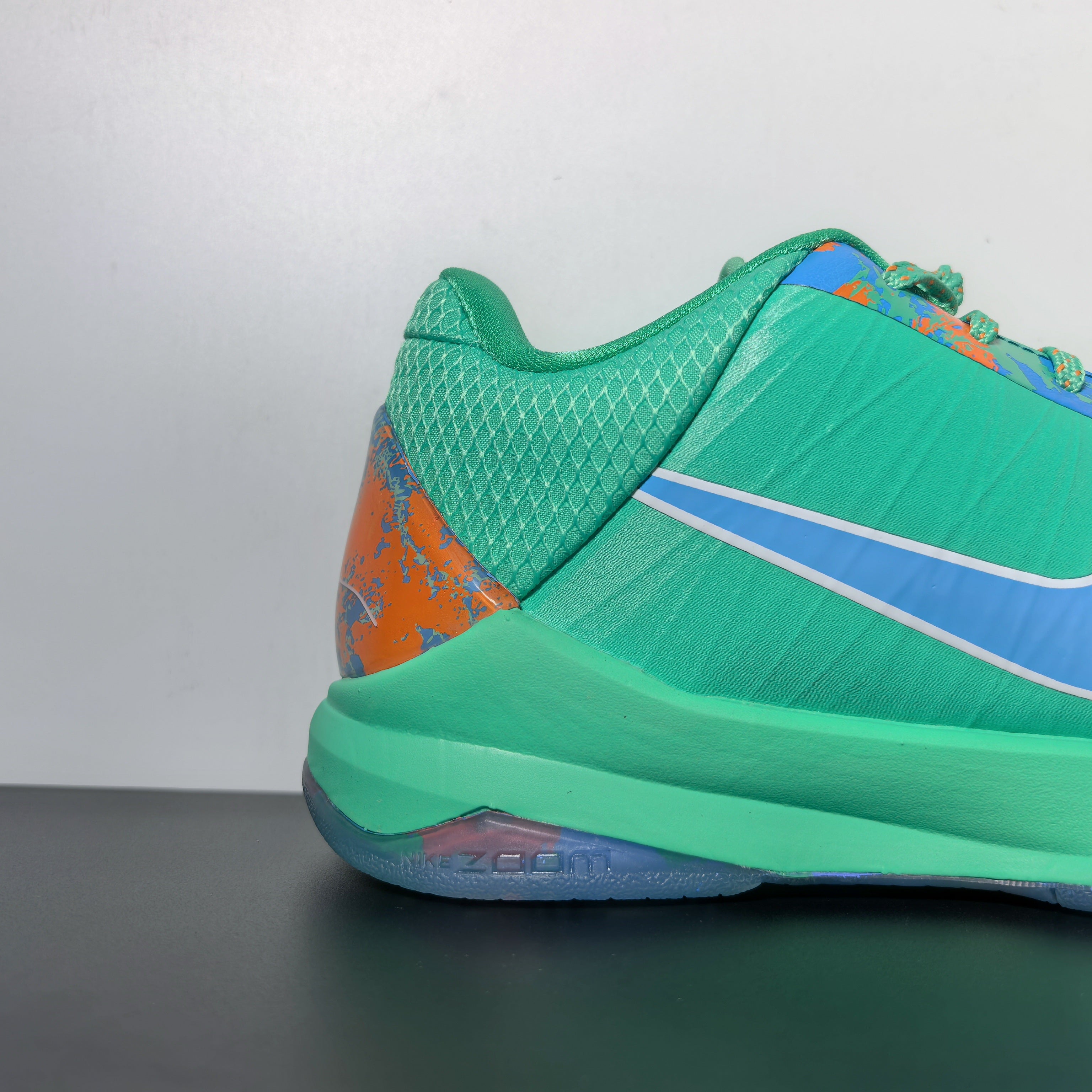 Nike Kobe 5 Protro-NY vs. NY-