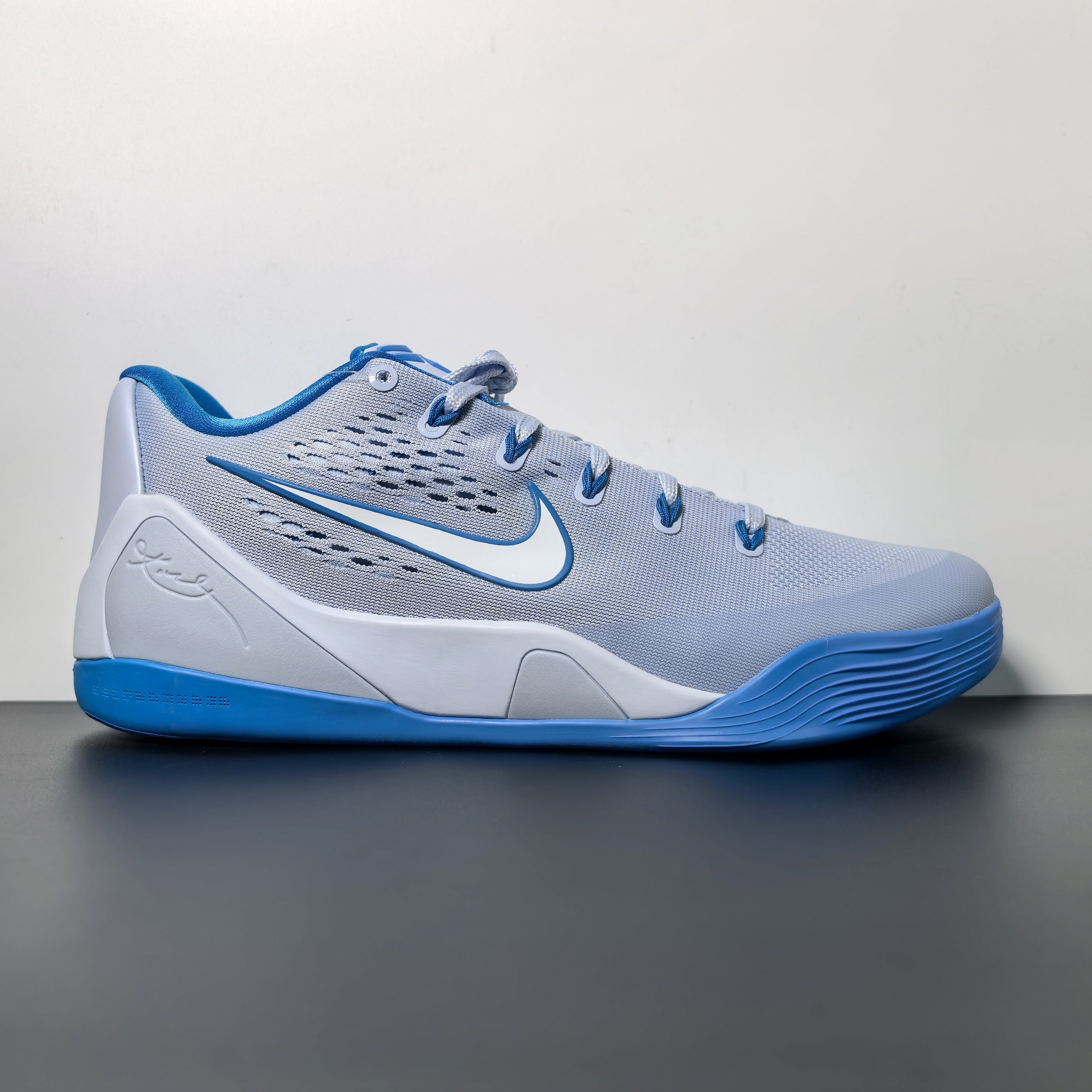 Nike Kobe 9 elite low em protro