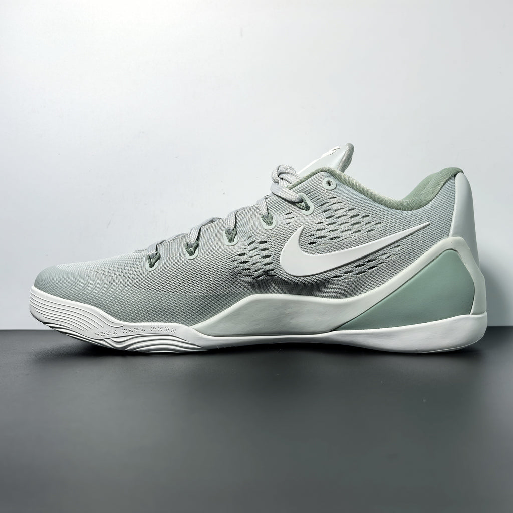 Nike Kobe 9 EM Protro 