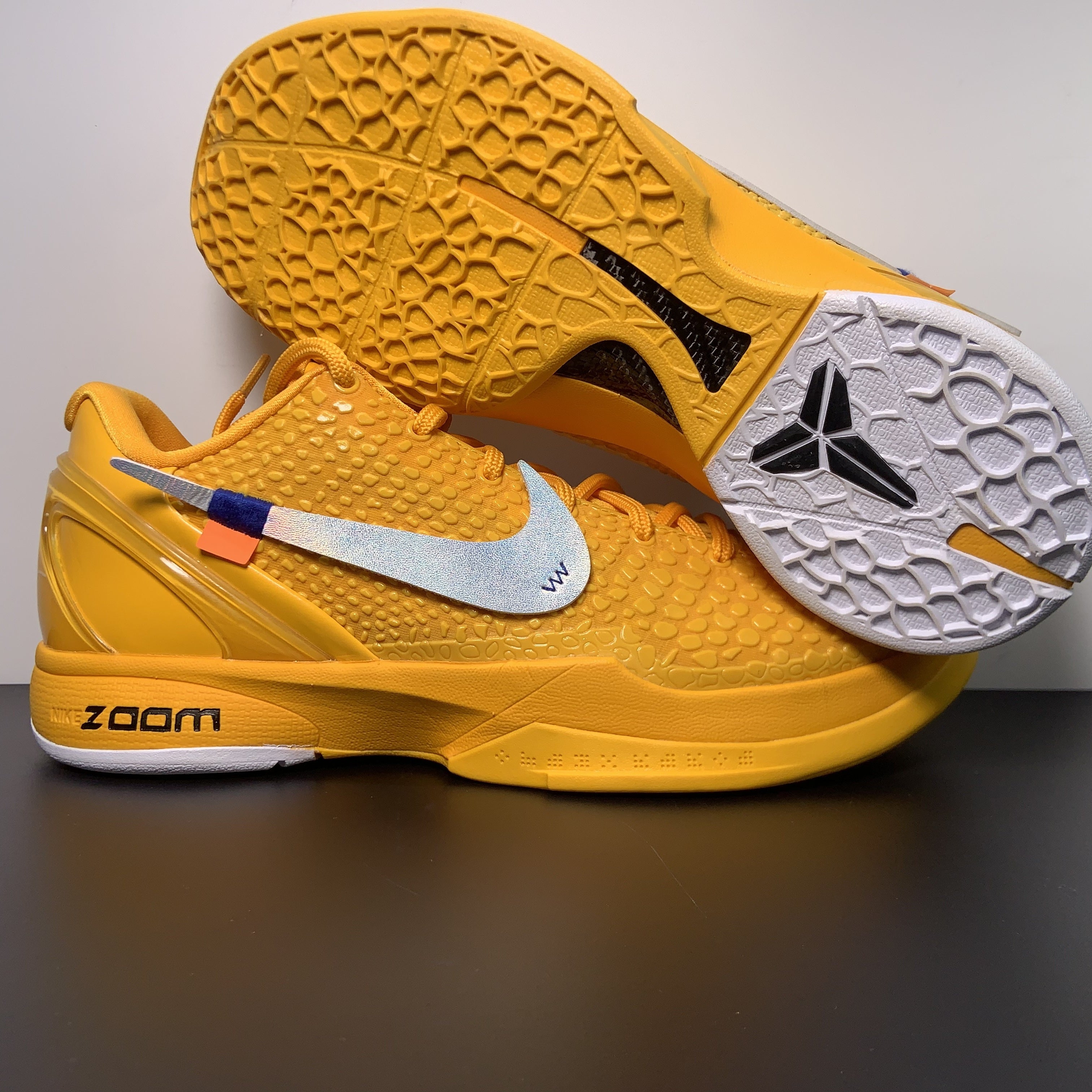 Off White x NK Zoom Kobe ZK5