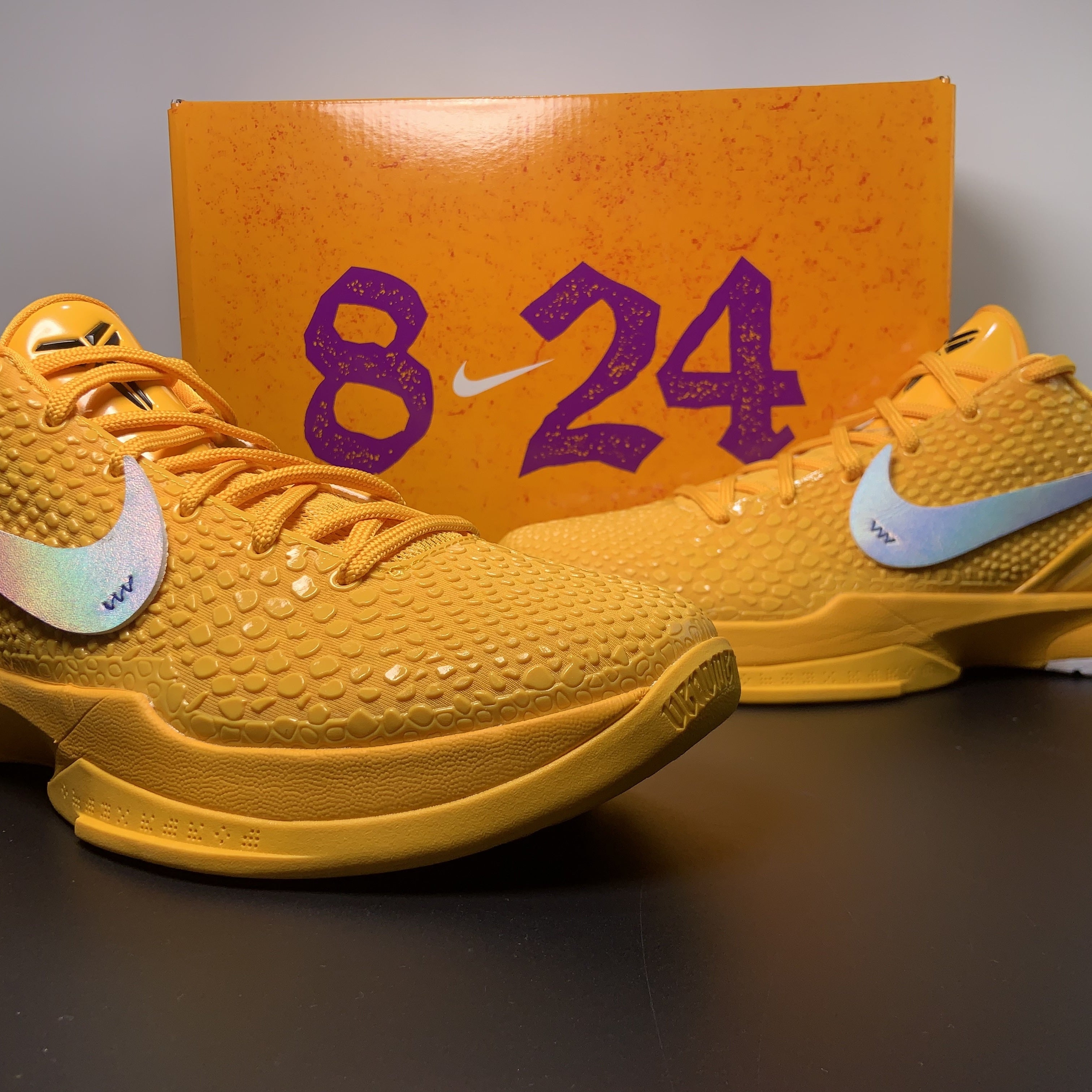 Off White x NK Zoom Kobe ZK5