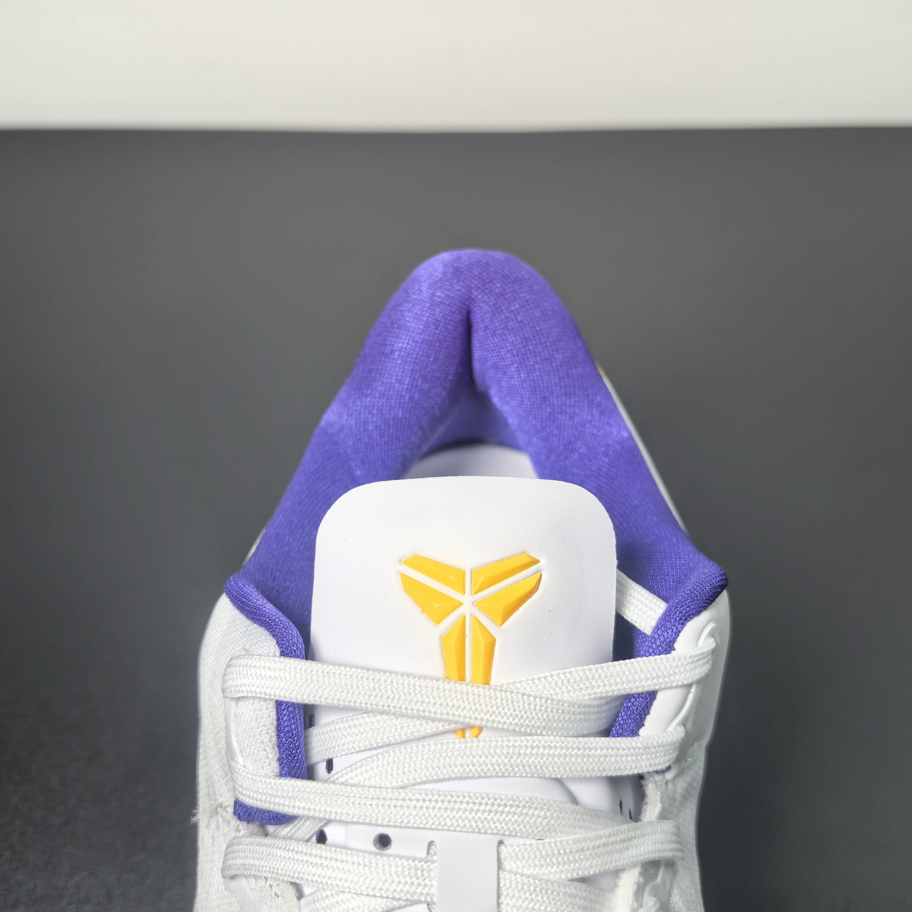 Nike Kobe 8 Protro