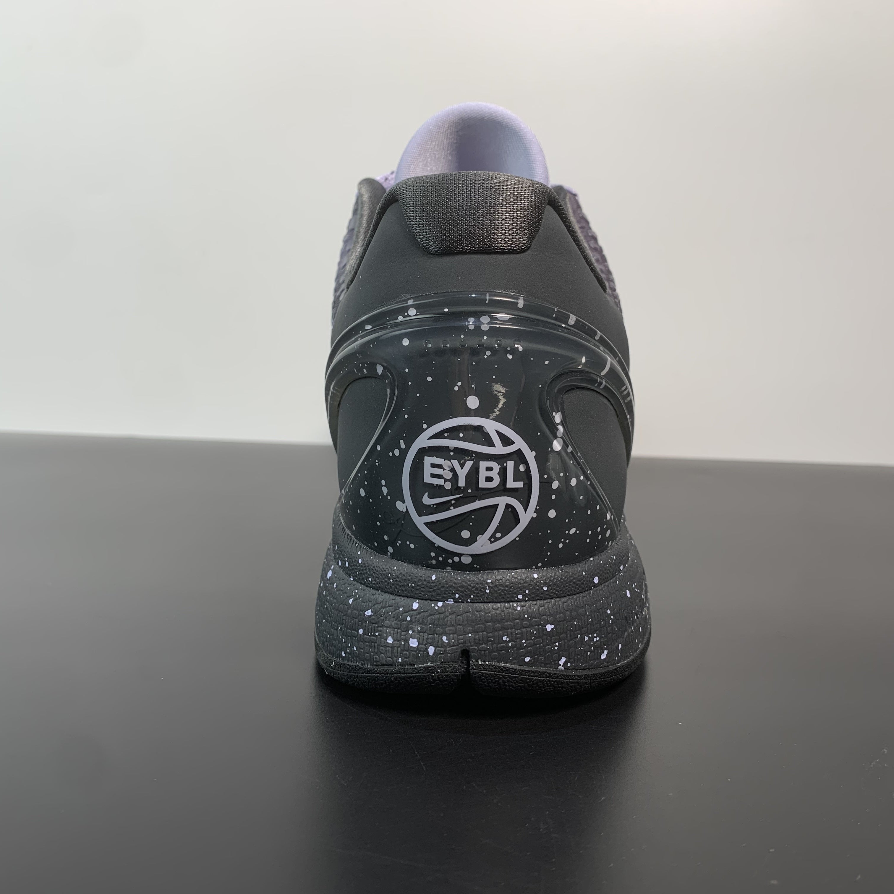 Nike ZOOM KOBE 6 Protro
