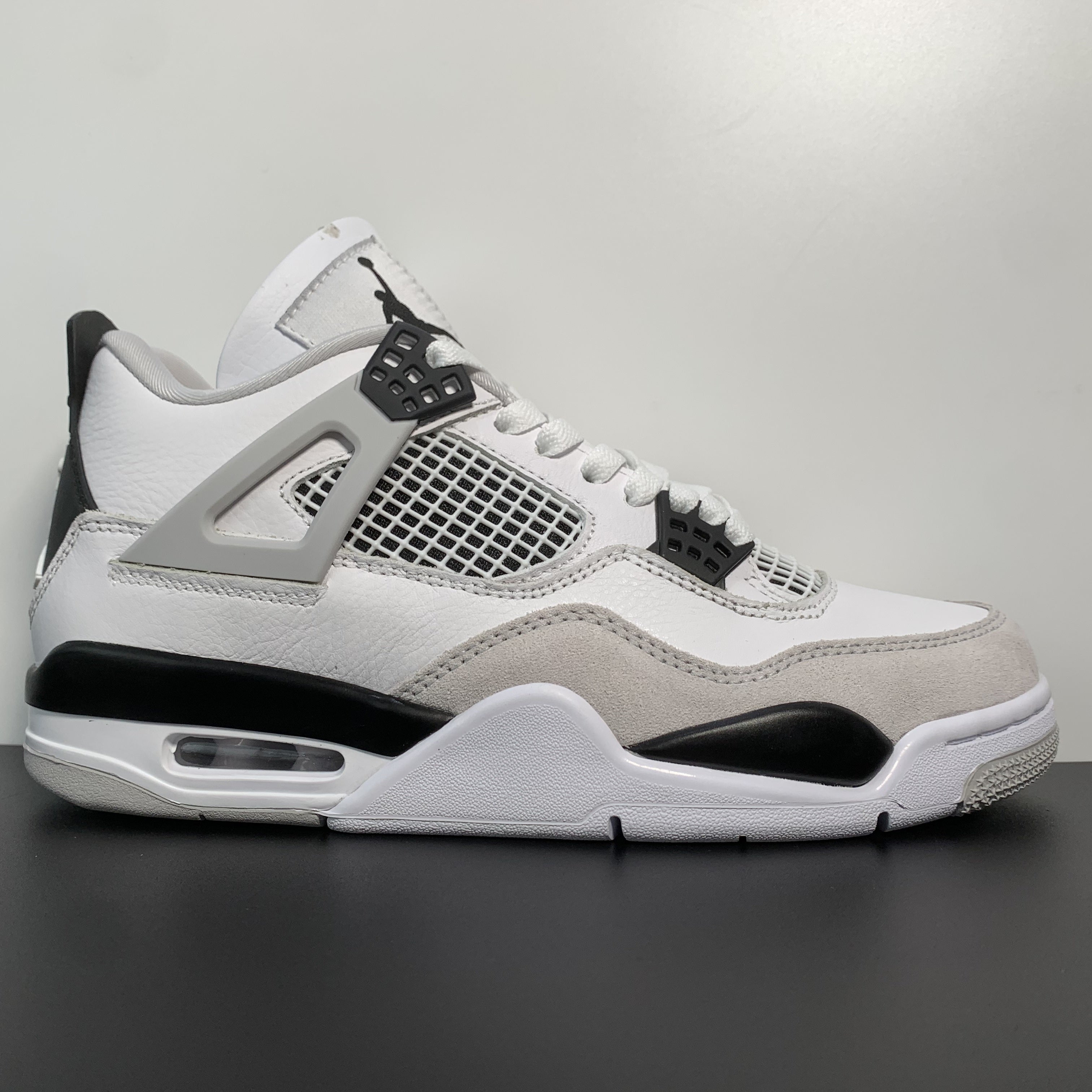Air Jordan 4 Retro 'Military Black'