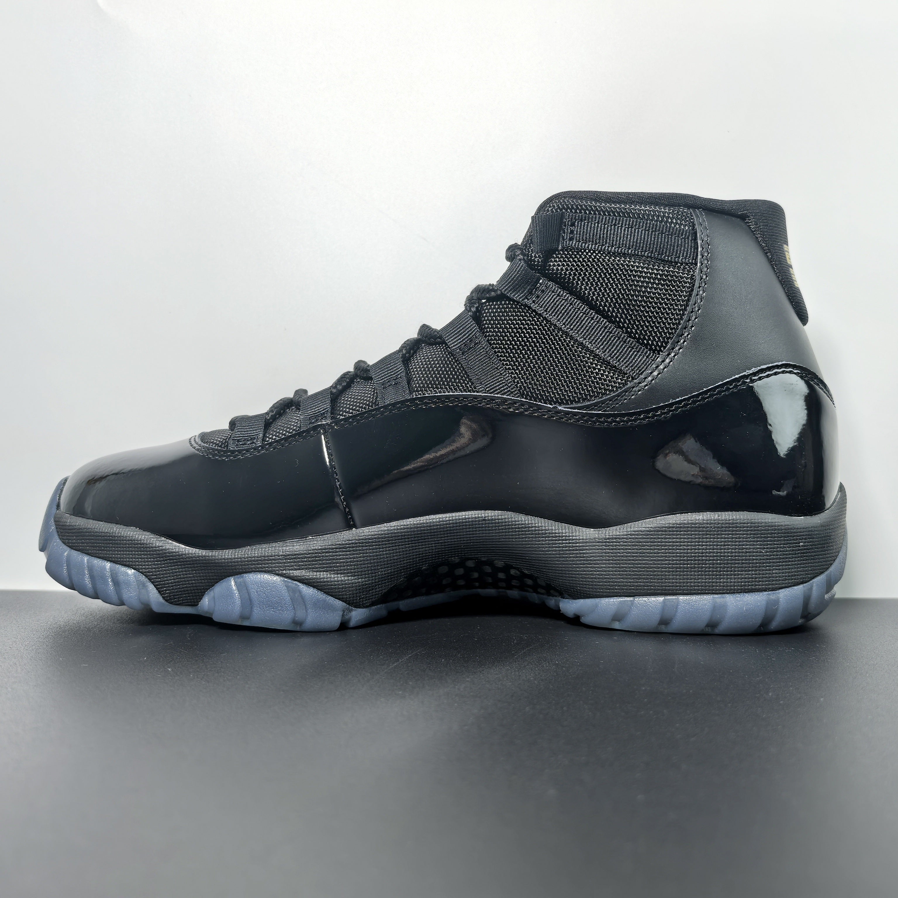 Air Jordan 11 Retro 'Gamma Blue'