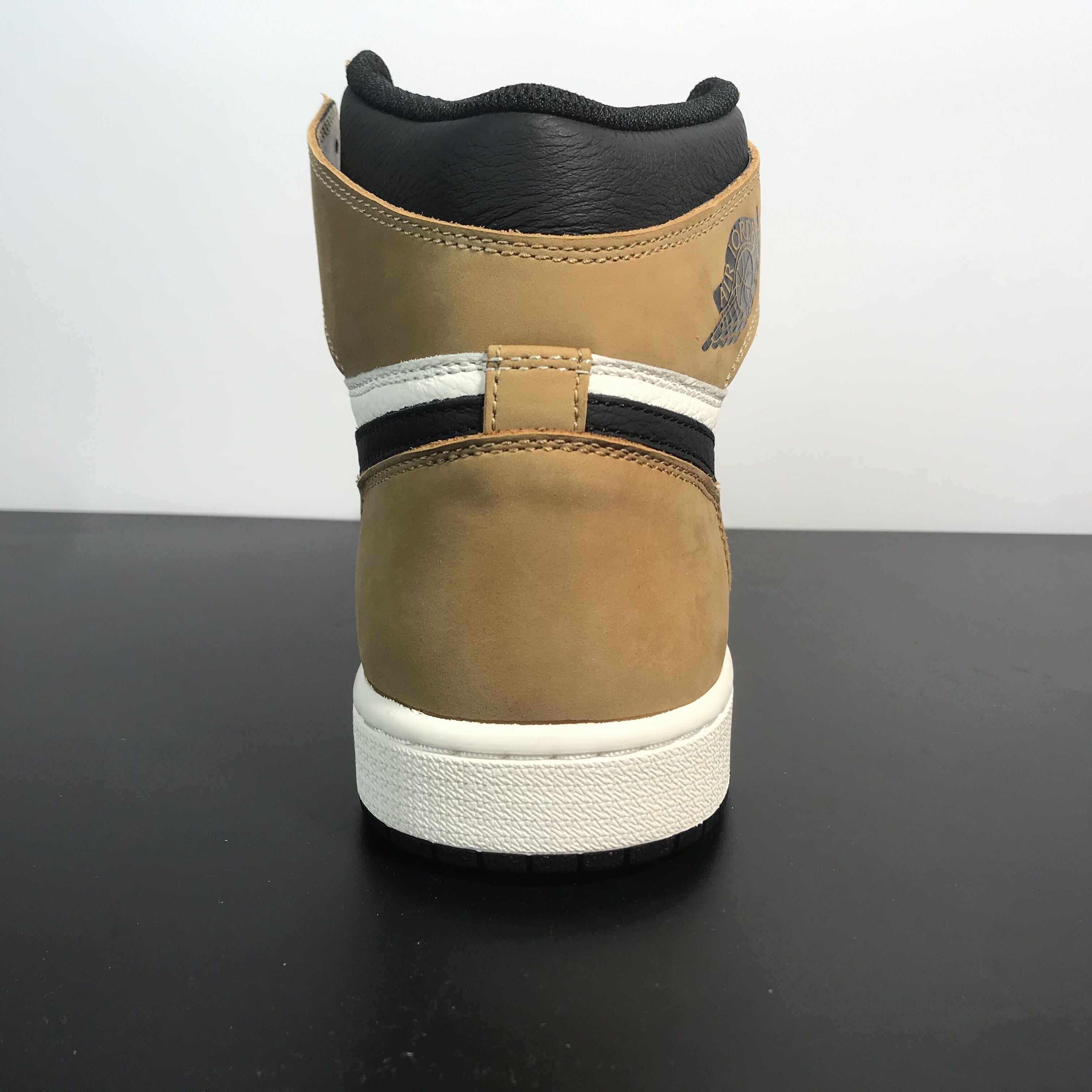 Air Jordan 1 Retro Rookie of the Year