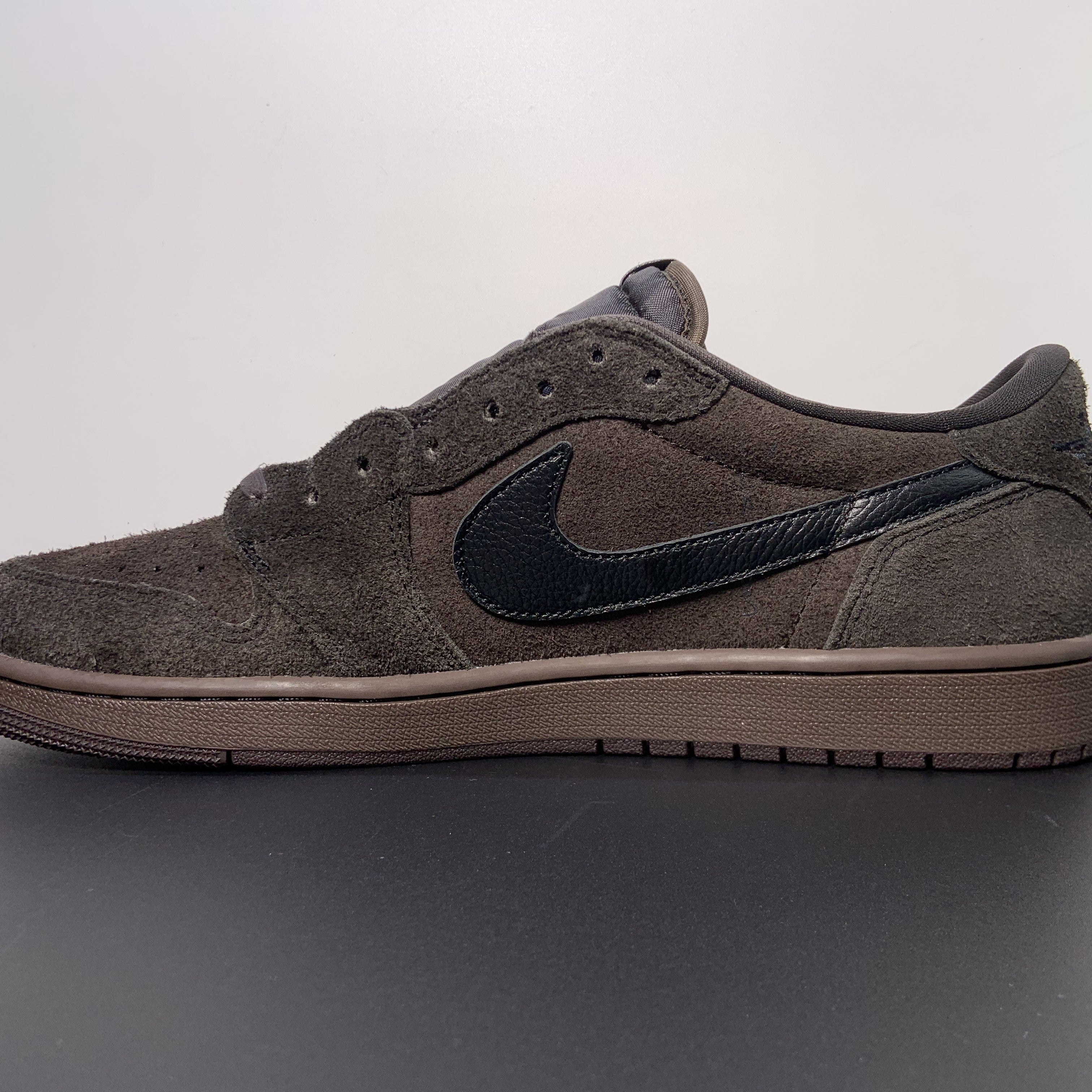 Travis Scott x Air Jordan 1 Low OG “