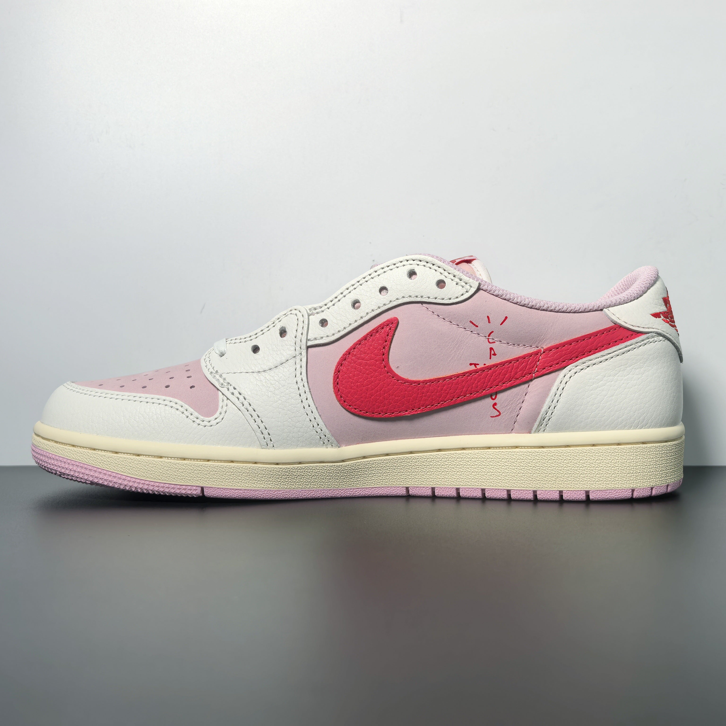 Travis Scott × AJ1 Low Shy Pink