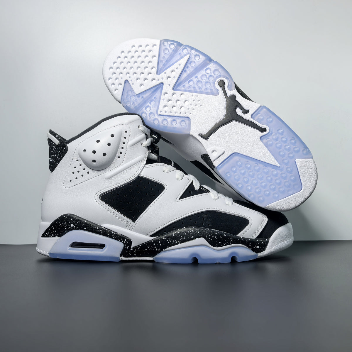 Air Jordan 6 'Oreo' 