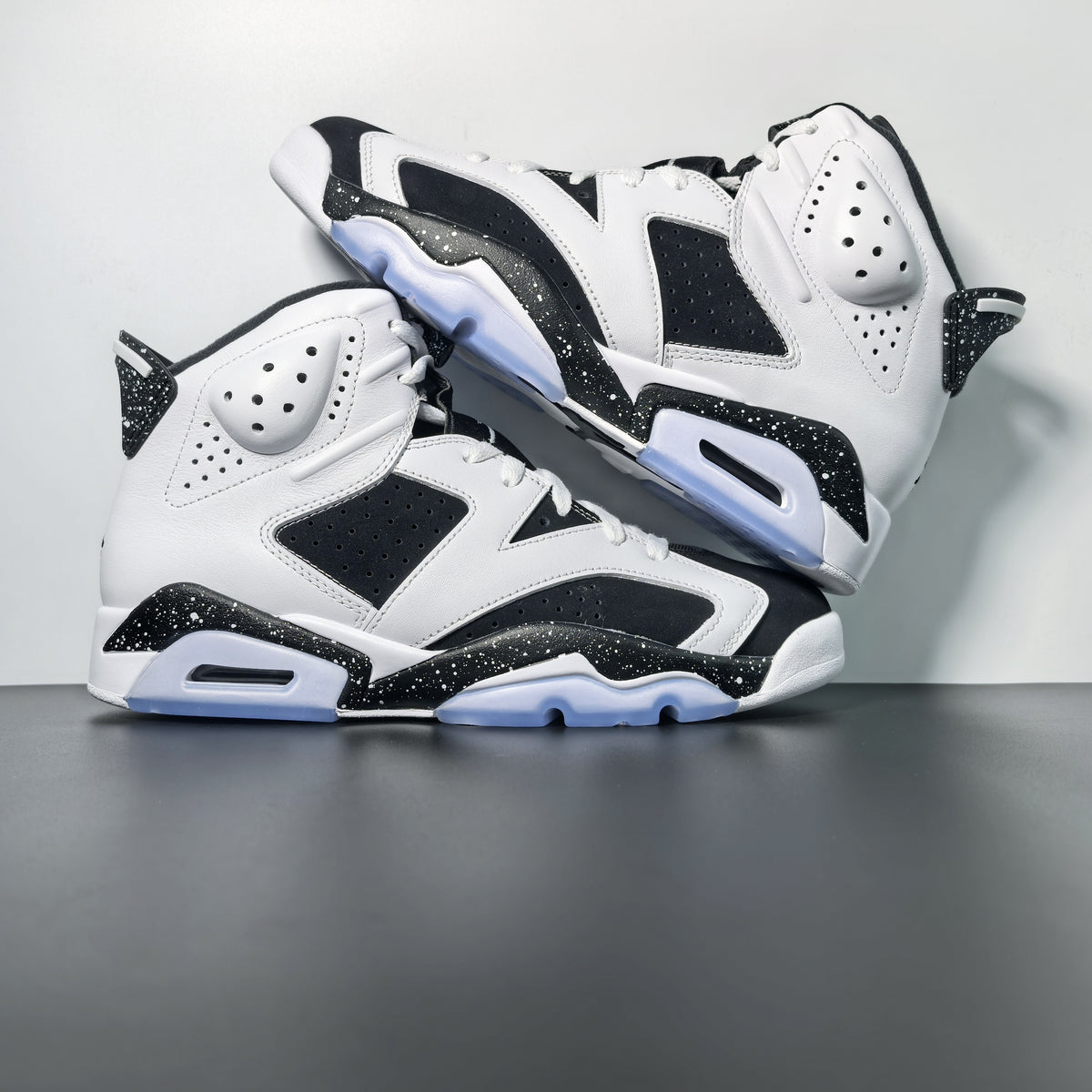 Air Jordan 6 'Oreo' 